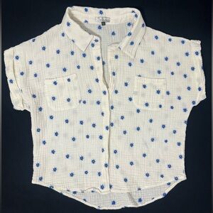White Button-Front Gauze Shirt with Blue Star Embroidery